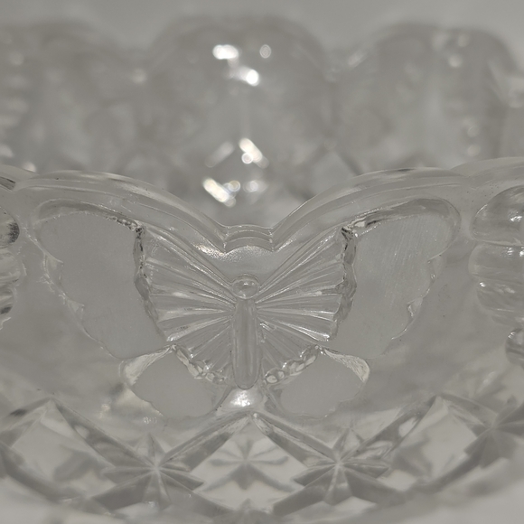 Vintage HOFBAUER 1985 German Leaded Crystal Footed Butterfly Bowl  8 - Picture 4 of 9